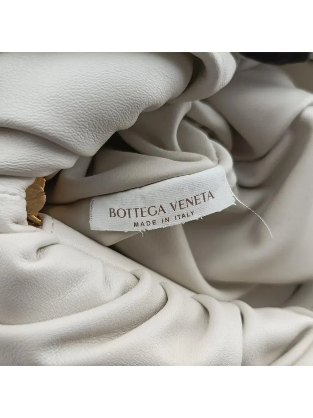 Bottega Veneta the Chain Pouch White Lambskin